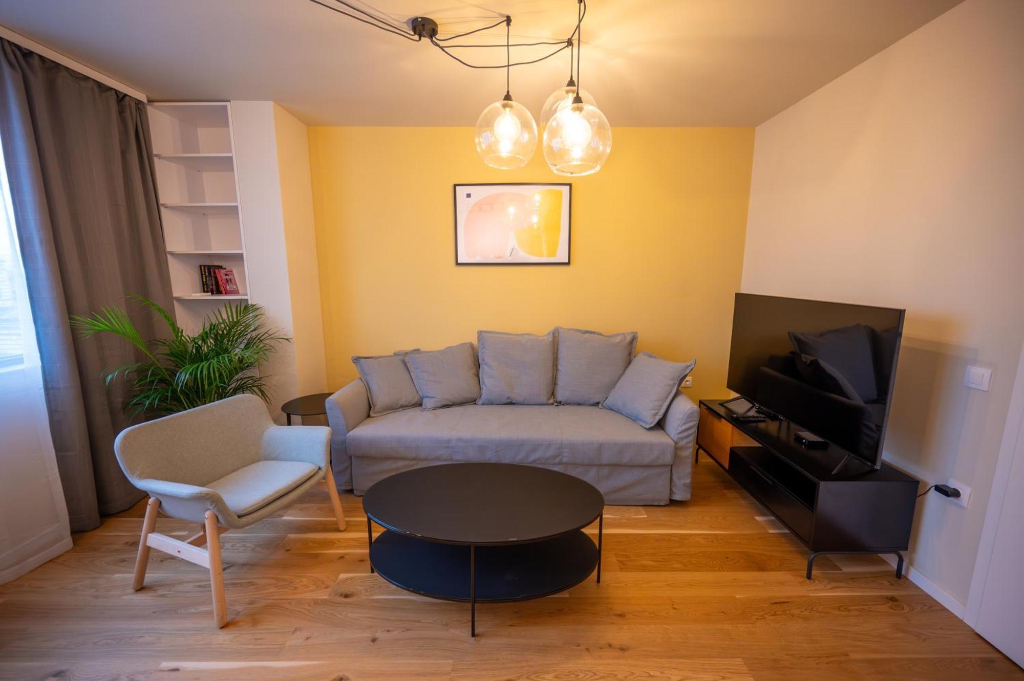Design 1Bdr Apartment Near City Center София Экстерьер фото