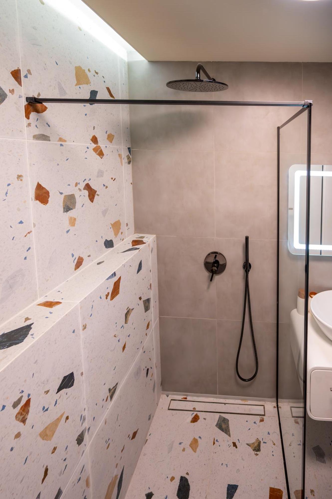 Design 1Bdr Apartment Near City Center София Экстерьер фото