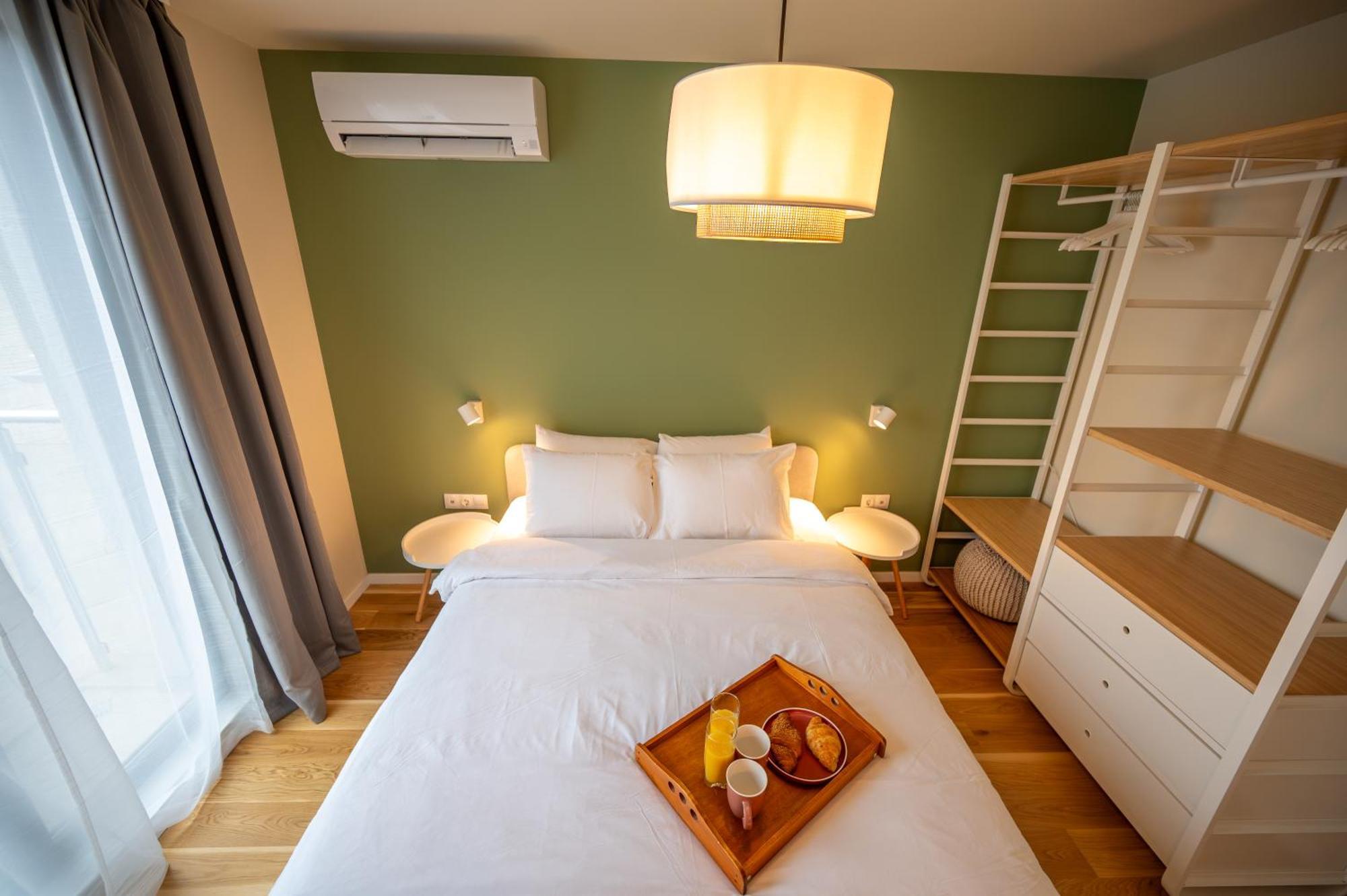 Design 1Bdr Apartment Near City Center София Экстерьер фото