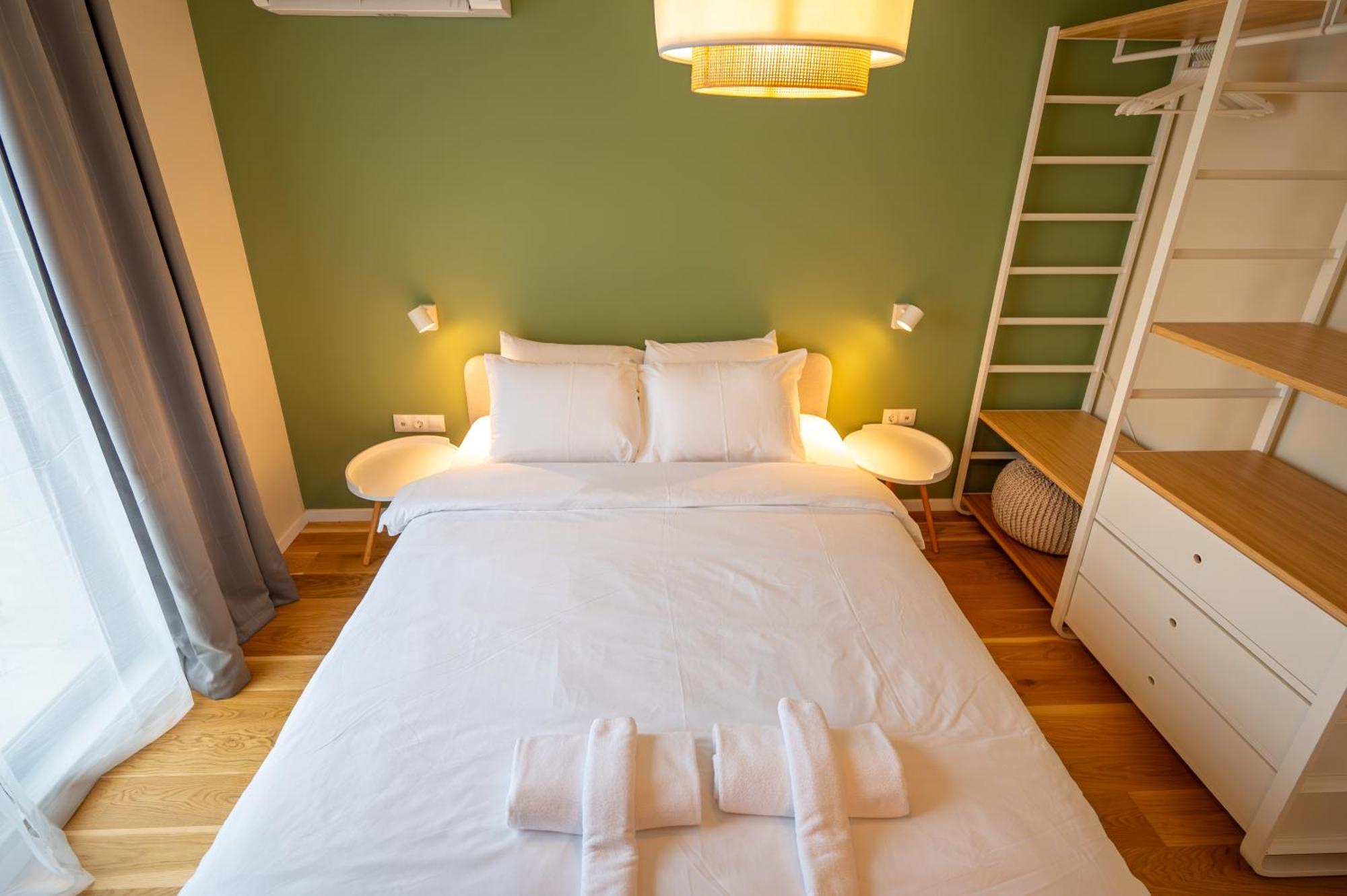 Design 1Bdr Apartment Near City Center София Экстерьер фото